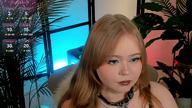 Snapshot of Erica_Martin chatting on 07/14/26, 02:05 Erica Martin online show from 07/14/26, 02:05