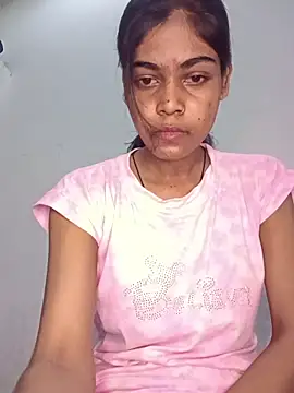 Snapshot of aapki_priya chatting on 06/08/26, 04:24 aapki priya online show from 06/08/26, 04:24