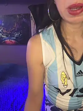 Lara Glitch online show from 07/15/26, 10:06