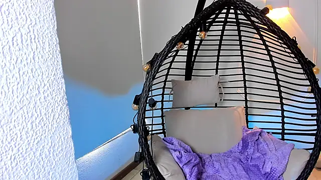 Snapshot of FreckleDoll chatting on 07/10/26, 08:09 FreckleDoll online show from 07/10/26, 08:09