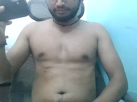 Snapshot of karthik1101 chatting on 06/06/26, 09:31 karthik1101 online show from 06/06/26, 09:31