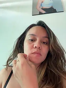 Snapshot of Emma_Jonas chatting on 06/18/26, 06:02 Emma Jonas online show from 06/18/26, 06:02