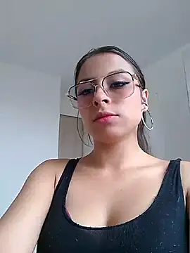 Snapshot of _Aisha_20 chatting on 07/10/26, 02:50 Aisha 20 online show from 07/10/26, 02:50