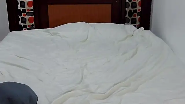 Lolacurly69 online show from 07/12/26, 05:52