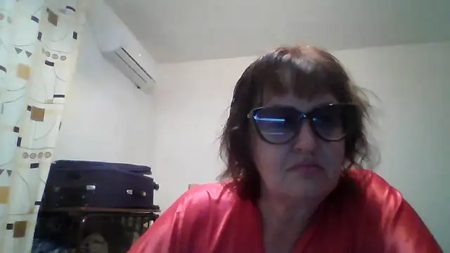 ErikaXShine online show from 06/20/26, 08:14