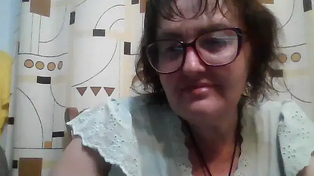 ErikaXShine online show from 06/16/26, 08:09