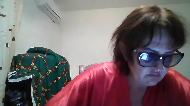 ErikaXShine online show from 06/26/26, 08:14