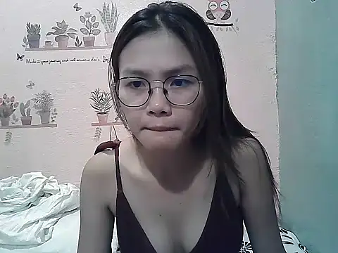Snapshot of ClassyCrushpinay chatting on 06/25/26, 12:54 ClassyCrushpinay online show from 06/25/26, 12:54