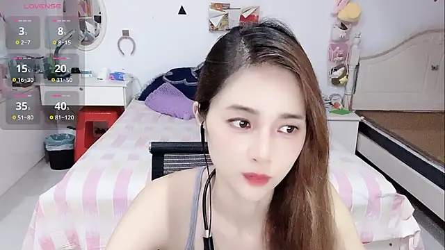 Snapshot of miaomiao-99 chatting on 07/18/26, 08:01 miaomiao-99 online show from 07/18/26, 08:01
