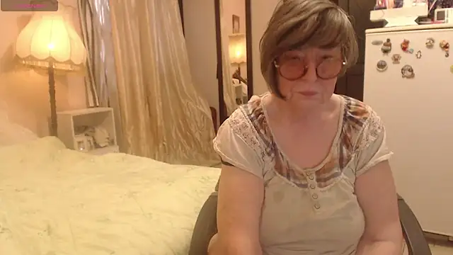 Sharon Amore online show from 05/01/26, 05:40