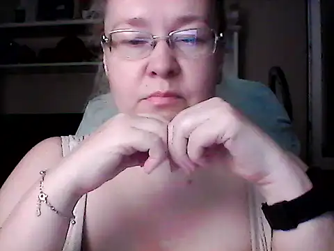 Viola27 online show from 06/24/26, 04:16
