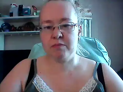 Viola27 online show from 06/20/26, 07:13