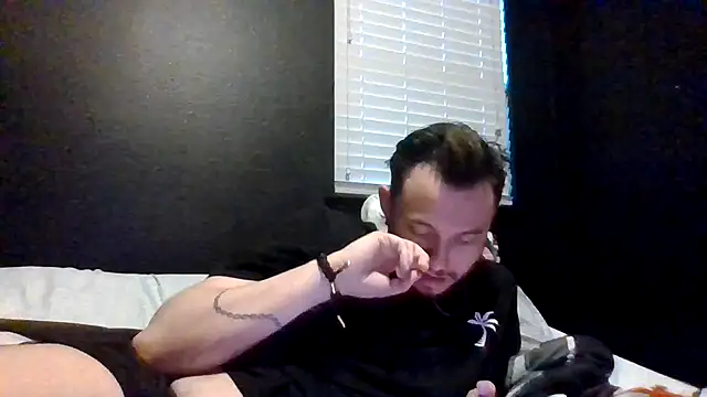 Mikecloudyhawk online show from 06/27/26, 03:23