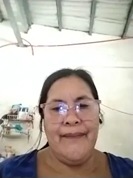 Snapshot of ClassyLady51 chatting on 06/11/26, 05:26 ClassyLady51 online show from 06/11/26, 05:26