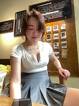 mollymm online show from 07/15/26, 08:43