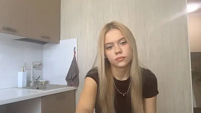 Glamorforyou online show from 06/15/26, 05:18