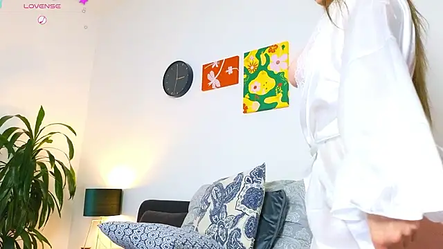 Ginnybabe  online show from 02/06/26, 02:02