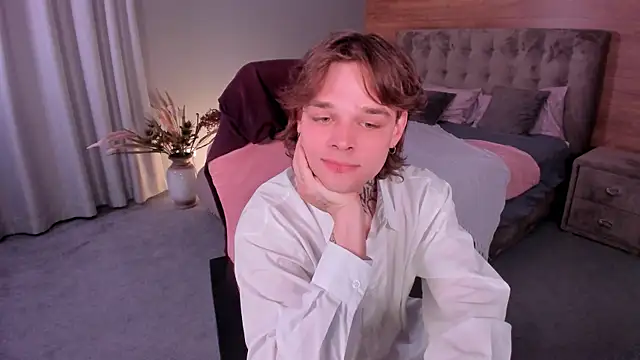 smoozie kun online show from 06/10/26, 03:13