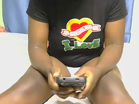 sexxybutty24 online show from 06/25/26, 11:32