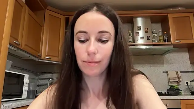 Snapshot of Flamingo_Queen chatting on 06/11/26, 06:16 Flamingo Queen online show from 06/11/26, 06:16