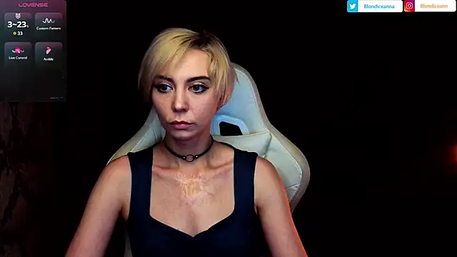 Snapshot of Blondice_ann chatting on 06/16/26, 02:44 Blondice ann online show from 06/16/26, 02:44