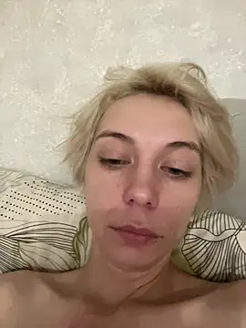 Snapshot of Blondice_ann chatting on 07/25/26, 03:07 Blondice ann online show from 07/25/26, 03:07