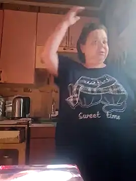 oksana72 online show from 09/19/25, 06:17