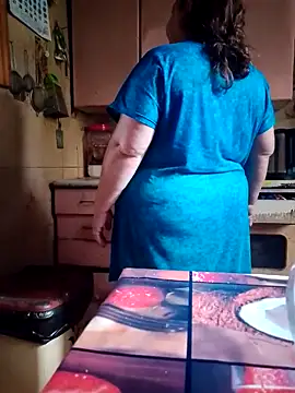 oksana72 online show from 10/21/25, 10:47