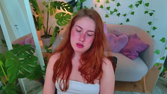 Snapshot of ChloeAster chatting on 08/01/26, 02:15 ChloeAster online show from 08/01/26, 02:15