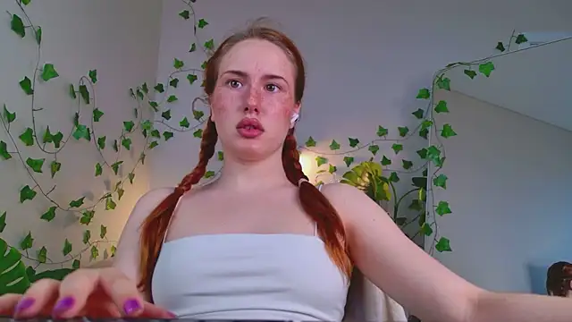 Snapshot of ChloeAster chatting on 07/21/26, 06:59 ChloeAster online show from 07/21/26, 06:59