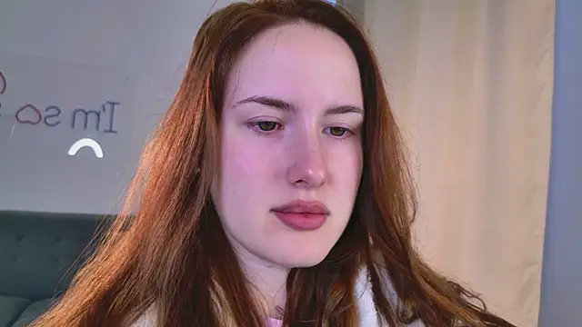 Snapshot of ChloeAster chatting on 08/09/26, 06:19 ChloeAster online show from 08/09/26, 06:19