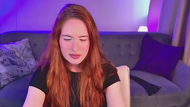 Snapshot of ChloeAster chatting on 06/26/26, 01:50 ChloeAster online show from 06/26/26, 01:50