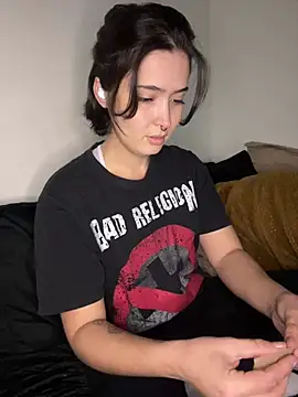 sweetchloe   online show from 06/23/26, 12:47