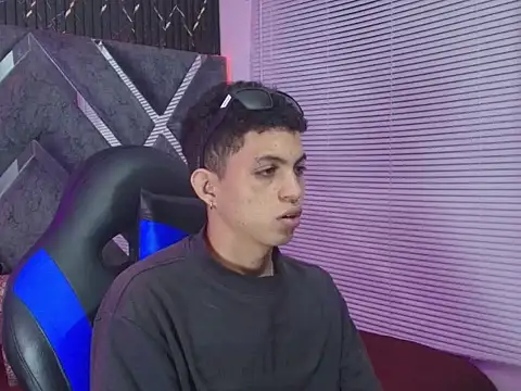 cameron lux77 online show from 07/06/26, 03:35