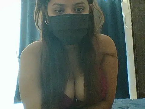 Snapshot of luvruhi chatting on 06/10/26, 08:04 luvruhi online show from 06/10/26, 08:04