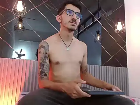 DylanAnderson1 online show from 06/15/26, 08:08