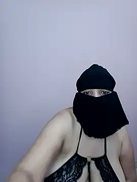 hot farawla00 online show from 07/05/26, 10:22