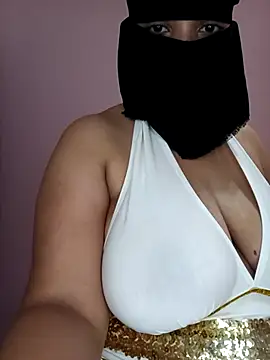 hot farawla00 online show from 07/13/26, 09:19