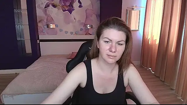 Snapshot of LunaKissesx chatting on 06/18/26, 11:26 LunaKissesx online show from 06/18/26, 11:26