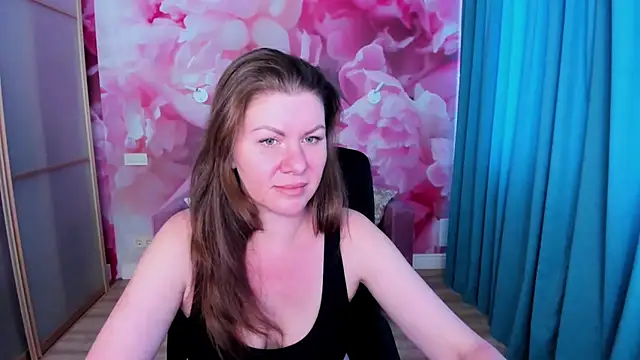Snapshot of LunaKissesx chatting on 07/09/26, 01:21 LunaKissesx online show from 07/09/26, 01:21
