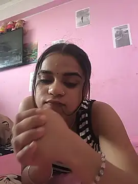 hoty raj online show from 06/08/26, 08:59