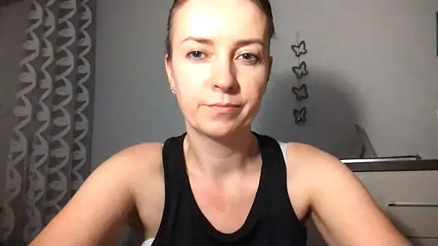 JenniferAlone online show from 07/19/26, 08:16