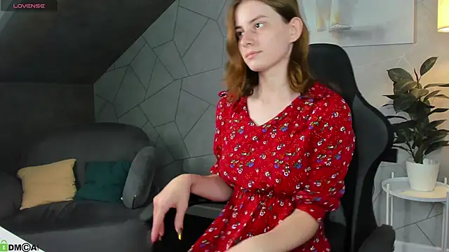 Lilli Rivera online show from 06/13/26, 01:14