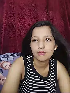 Queen Rosyy online show from 07/19/26, 02:53