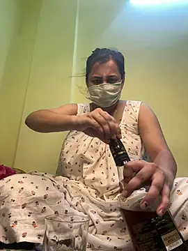 Roshini 06 online show from 06/17/26, 08:41