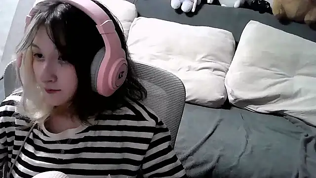 Lilfain baby online show from 07/18/26, 12:25