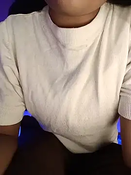 baby girl 099 online show from 07/08/26, 12:28