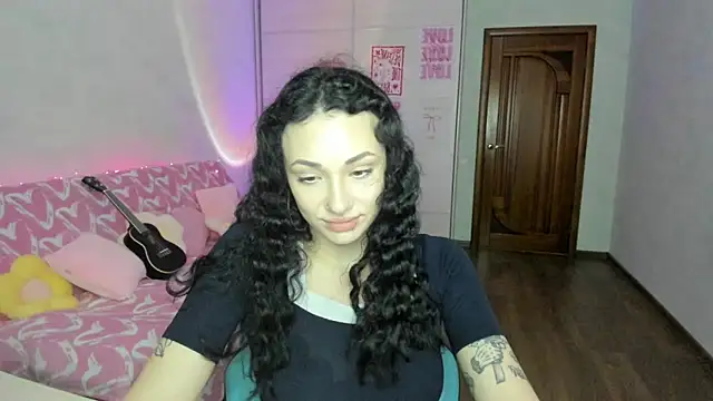 elisskriter online show from 06/17/26, 12:15