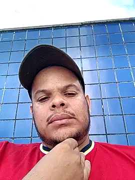 FFelipe000777 online show from 07/04/26, 06:56