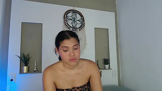 Kitty Desire2 online show from 06/15/26, 12:49